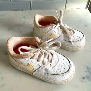 Nike airforce 1 toddler 7c